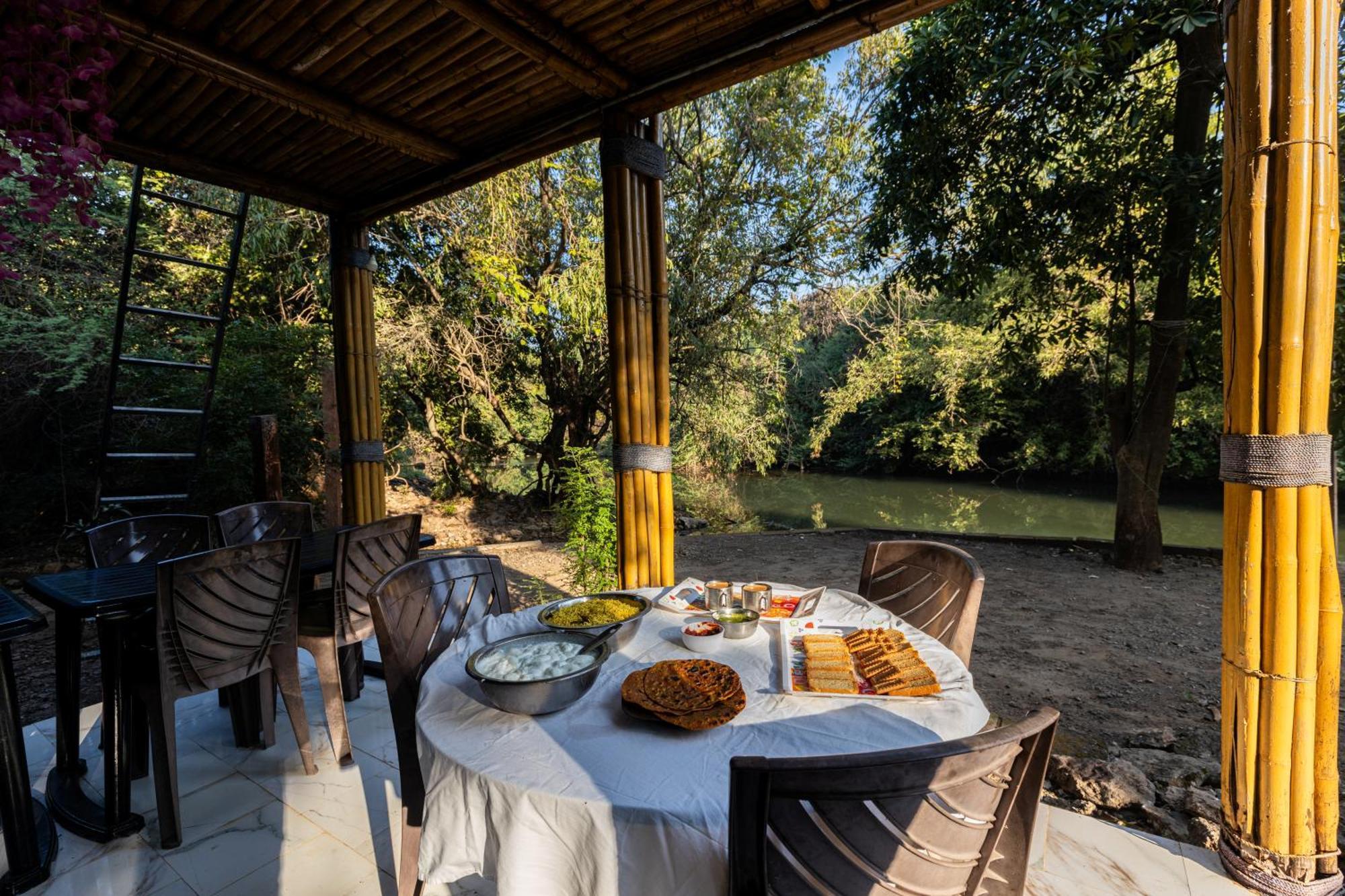Brook Ville Sasan Gir Exterior photo